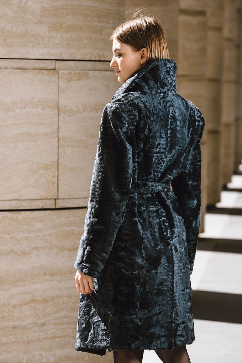 Пальто из каракульчи фото