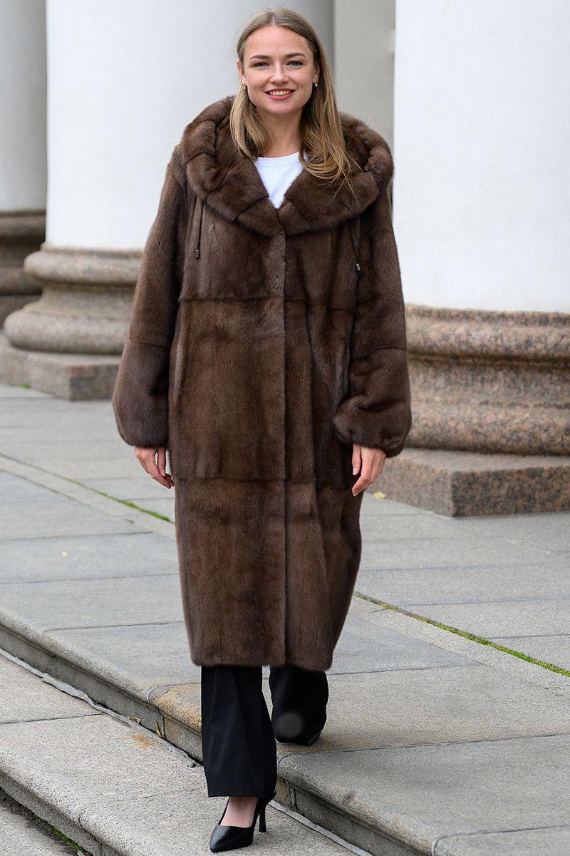 Шуба из норки с капюшоном фото